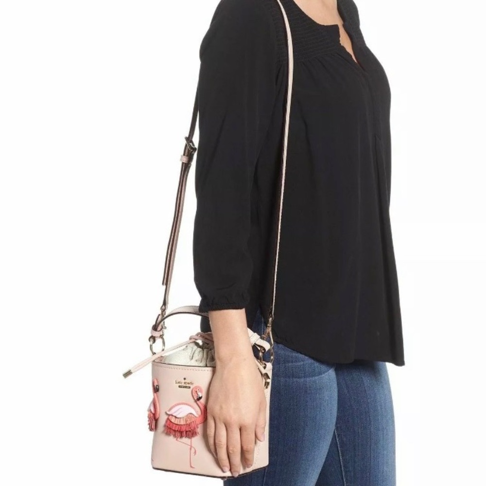 Kate spade bucket pippa flamingo by the pool bag - Picture 2 of 5